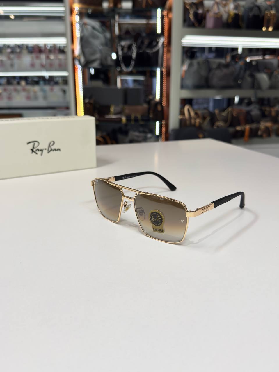 Ray Ban - R08