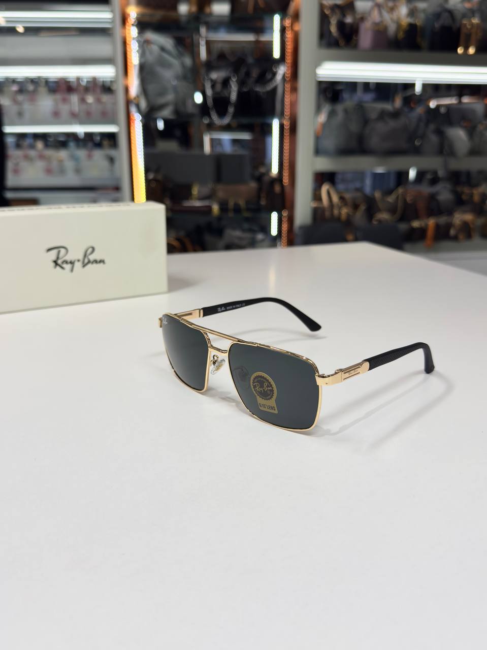 Ray Ban - R09