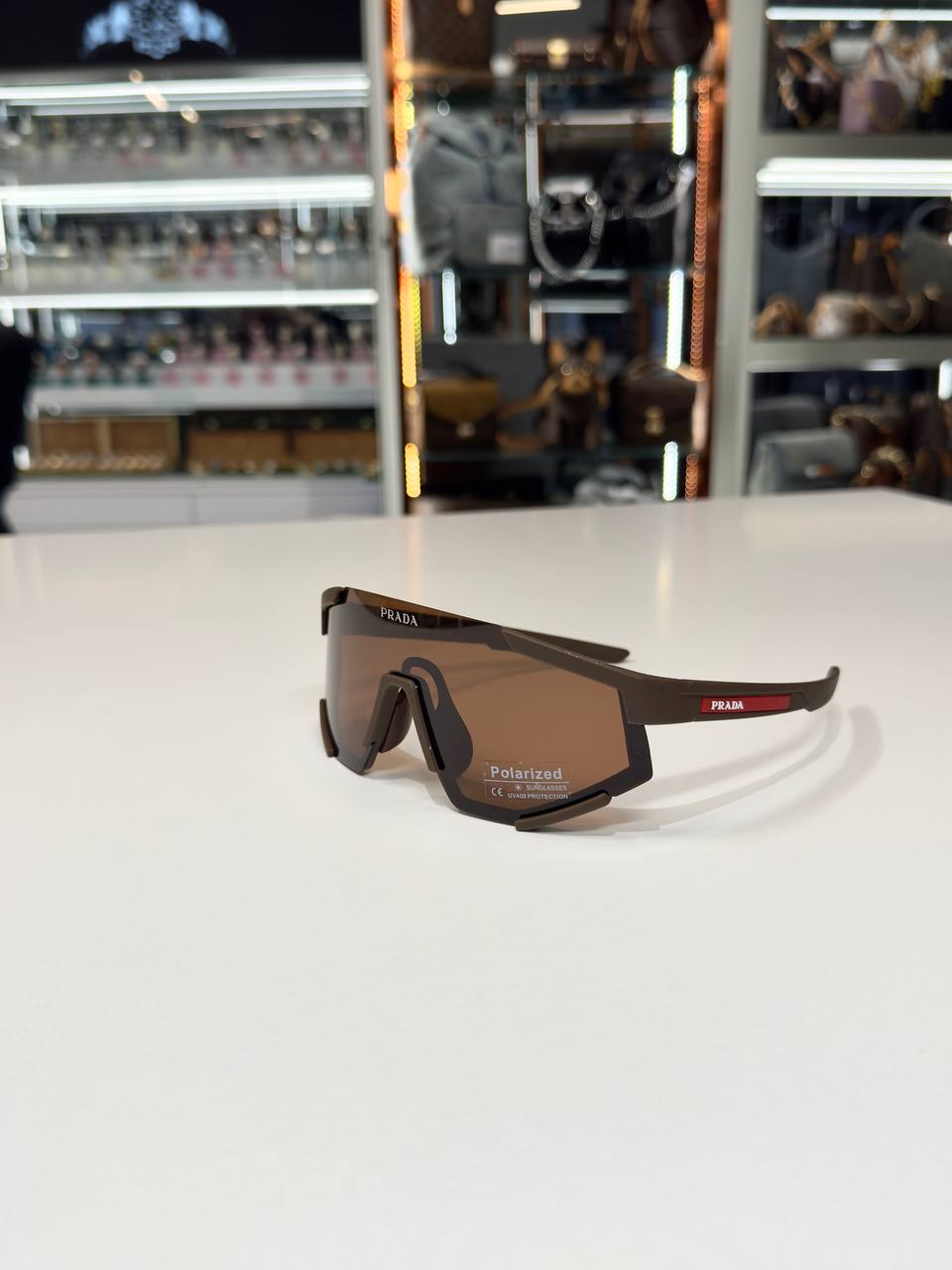Prada - P28